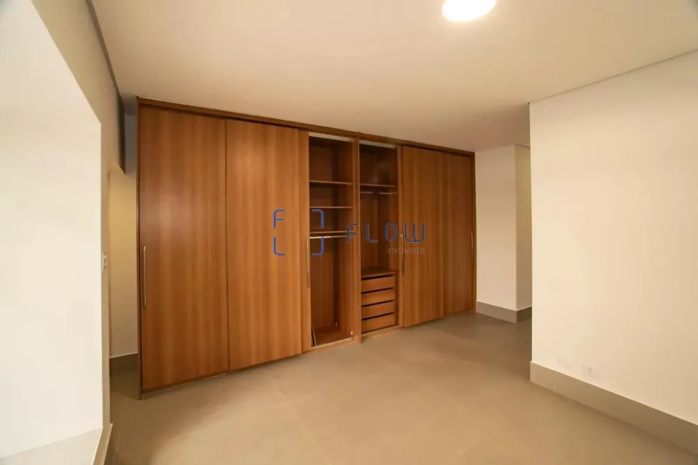 Casa, 4 quartos, 194 m² - Foto 1