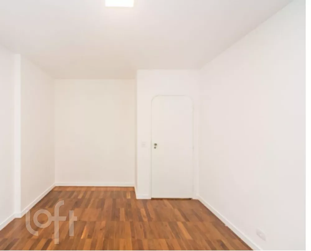 Apartamento à venda com 3 quartos, 161m² - Foto 4