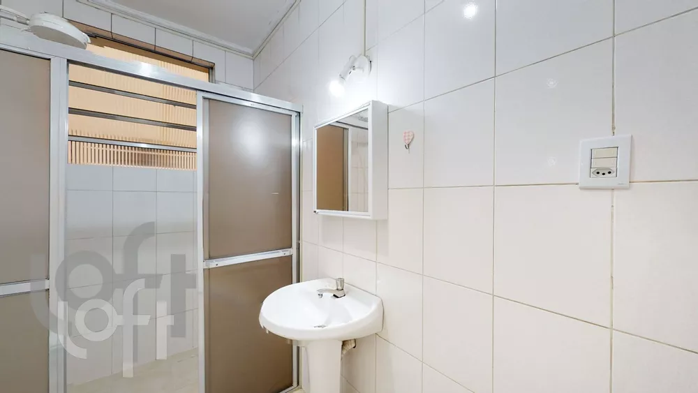 Apartamento à venda com 2 quartos, 75m² - Foto 3