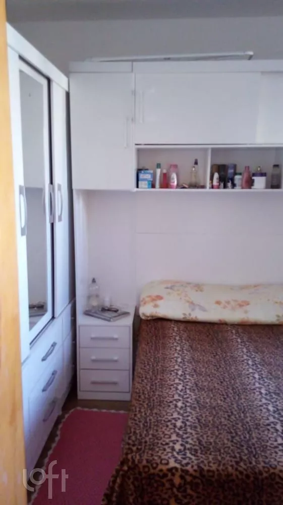 Apartamento à venda com 1 quarto, 34m² - Foto 2