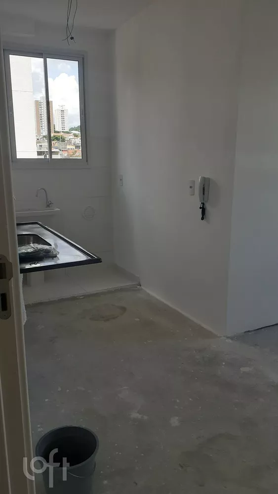 Apartamento à venda com 2 quartos, 34m² - Foto 2