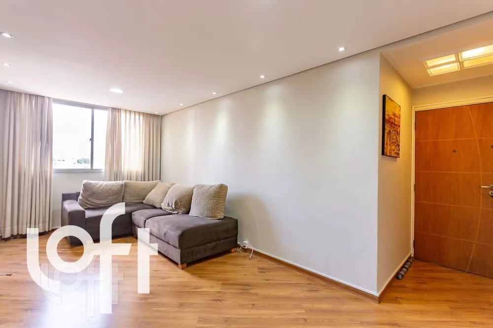 Apartamento à venda com 2 quartos, 67m² - Foto 1