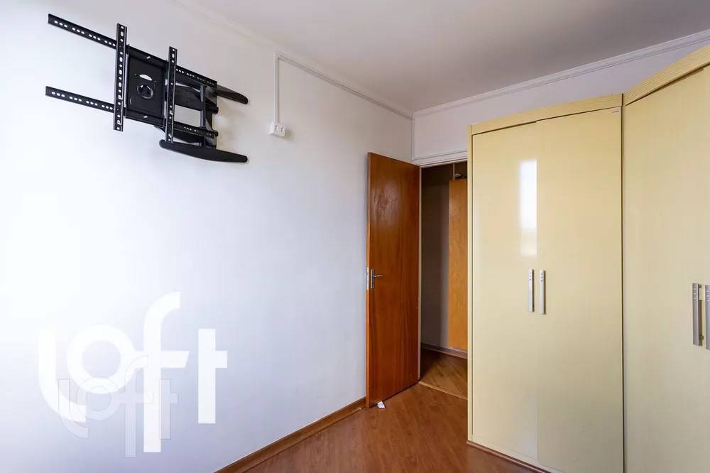 Apartamento à venda com 2 quartos, 67m² - Foto 3