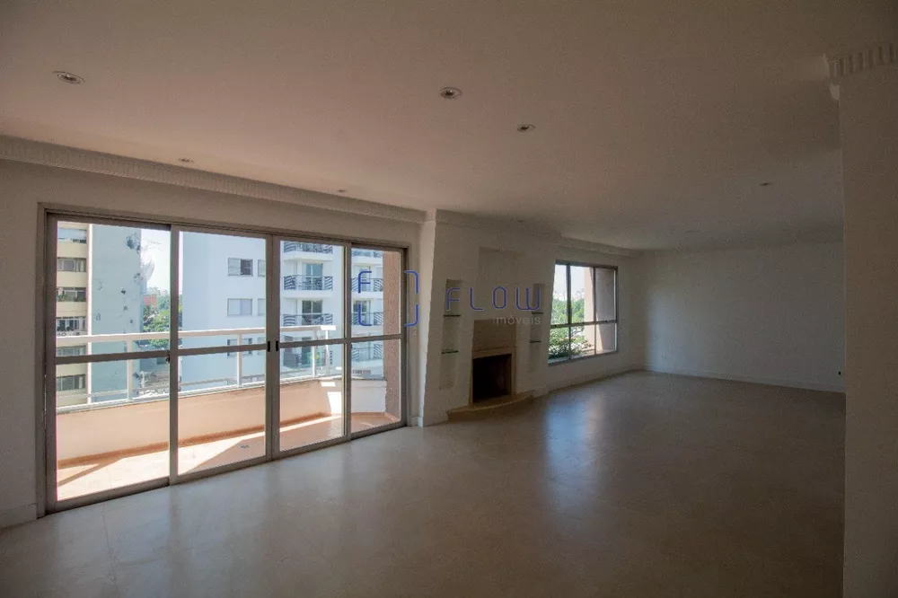 Apartamento à venda e aluguel com 3 quartos, 195m² - Foto 1