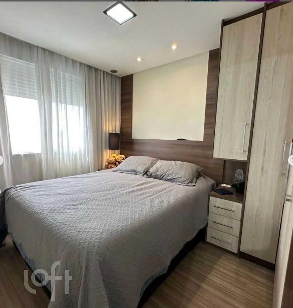 Apartamento à venda com 2 quartos, 49m² - Foto 2