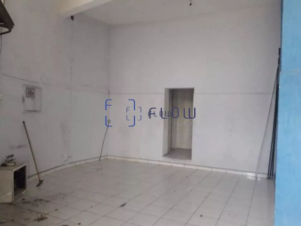 Casa à venda com 2 quartos, 169m² - Foto 4