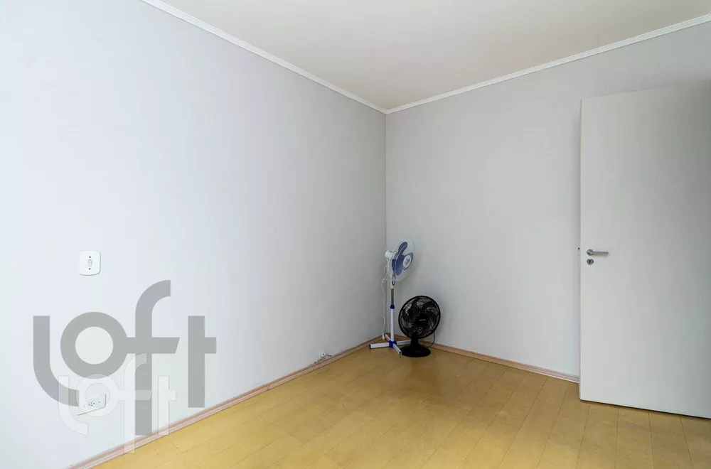 Apartamento à venda com 2 quartos, 65m² - Foto 2