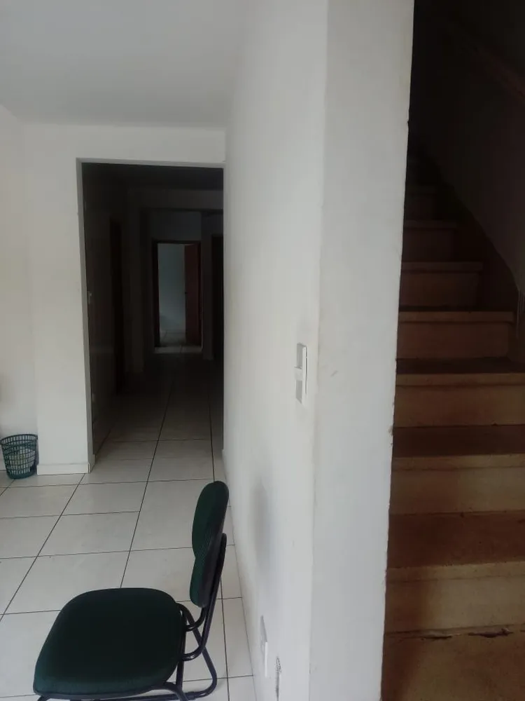 Casa, 6 quartos, 115 m² - Foto 6