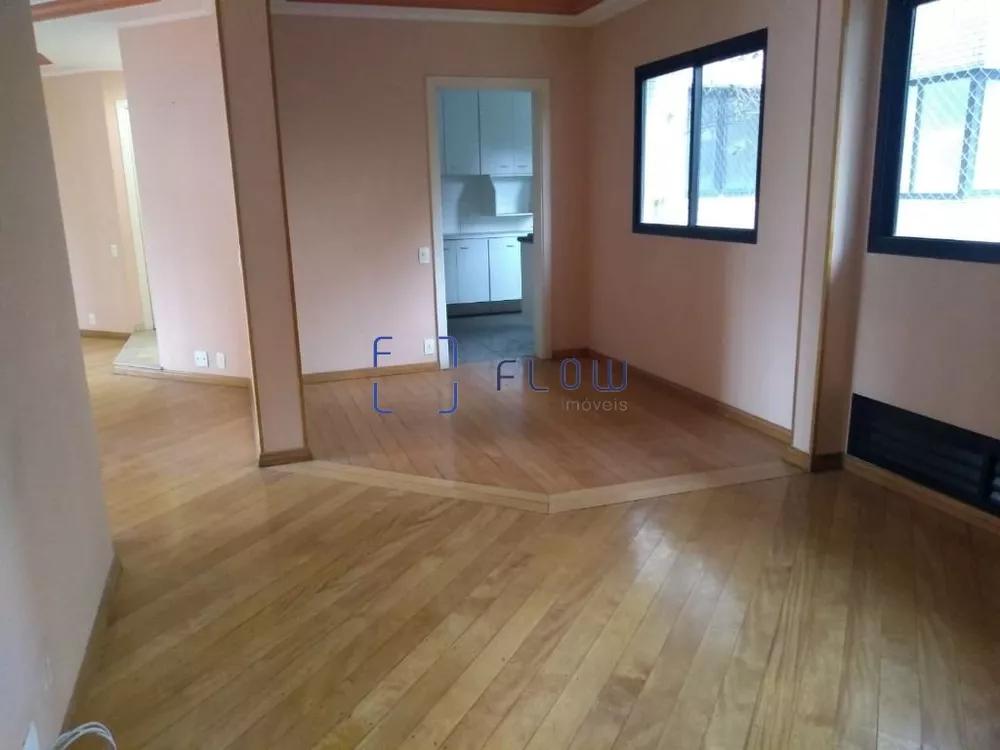 Apartamento à venda com 3 quartos, 156m² - Foto 1