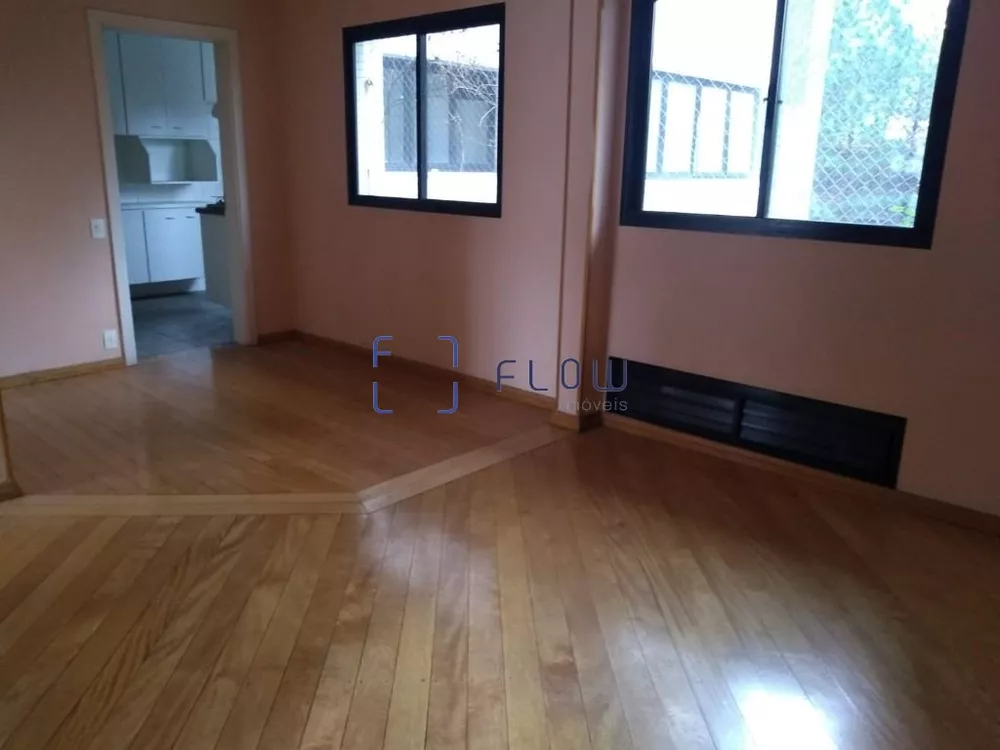 Apartamento à venda com 3 quartos, 156m² - Foto 4