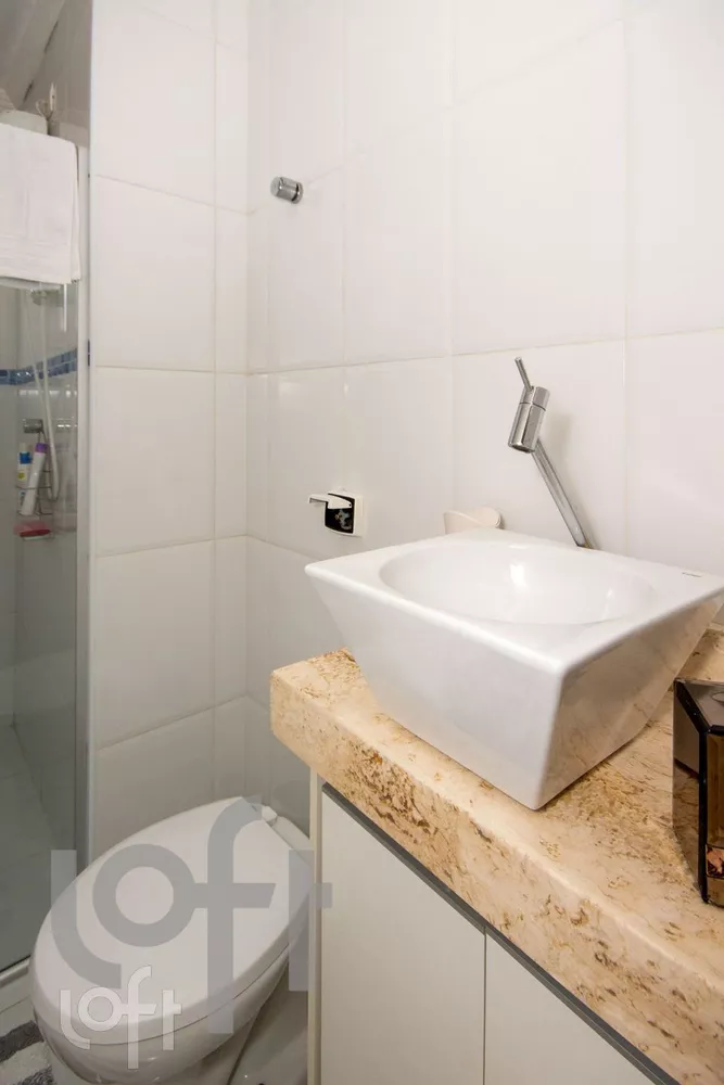 Apartamento à venda com 2 quartos, 107m² - Foto 2