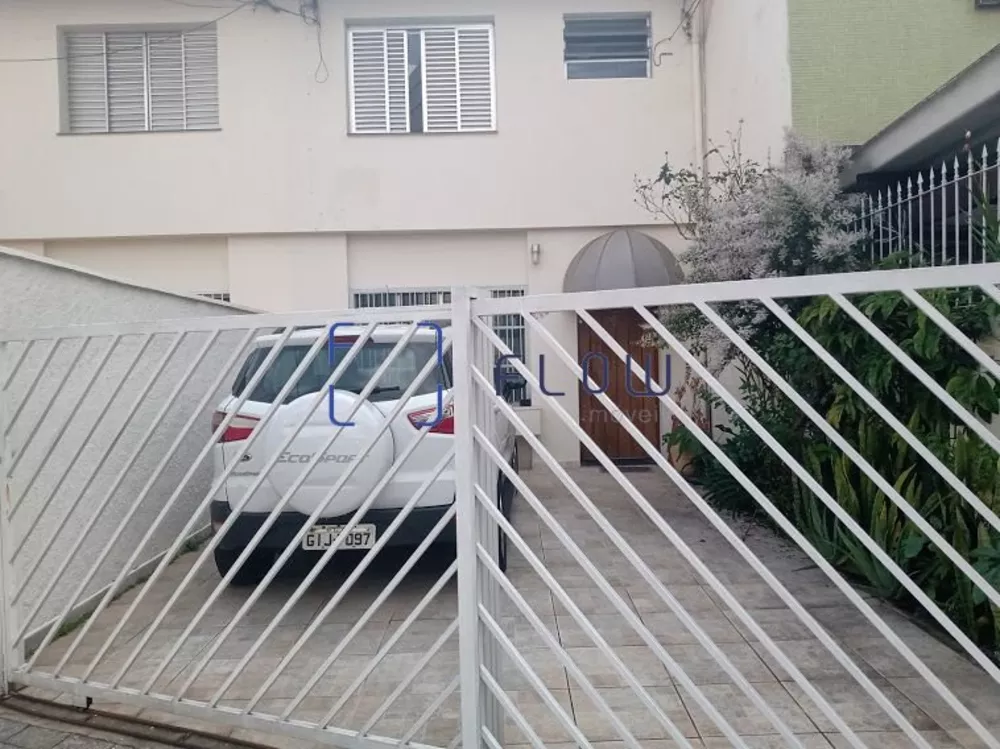 Casa à venda com 3 quartos, 200m² - Foto 1