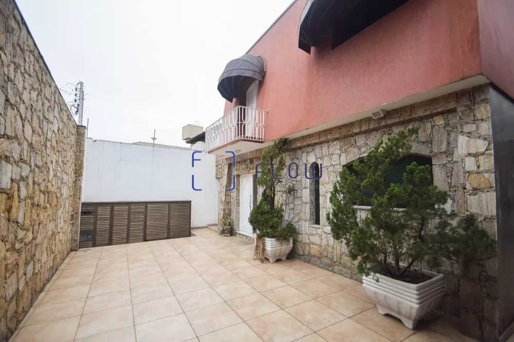 Casa à venda com 5 quartos, 610m² - Foto 1