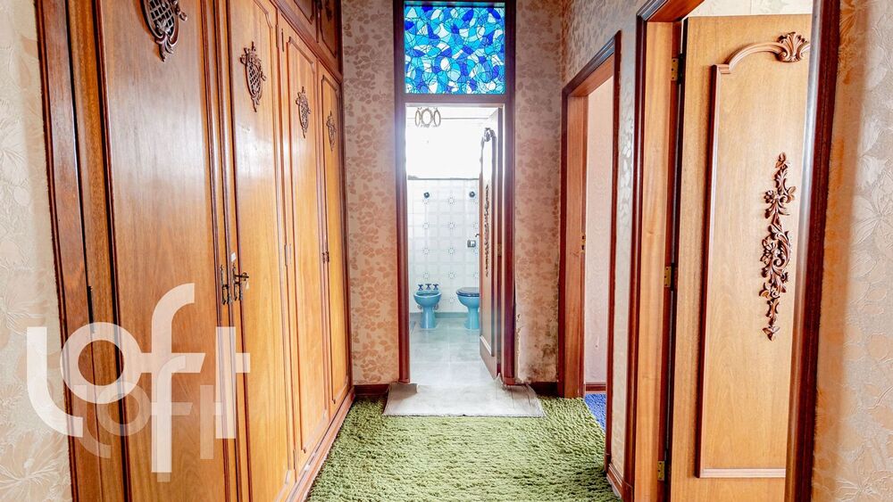 Apartamento à venda com 2 quartos, 300m² - Foto 1
