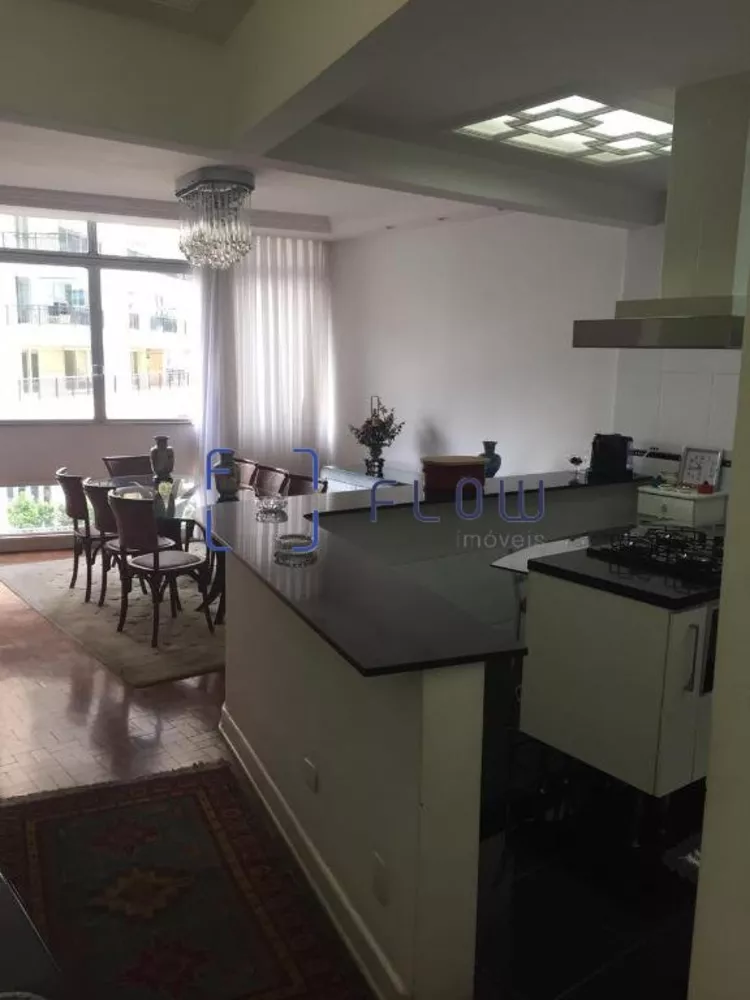 Apartamento à venda com 3 quartos, 180m² - Foto 6