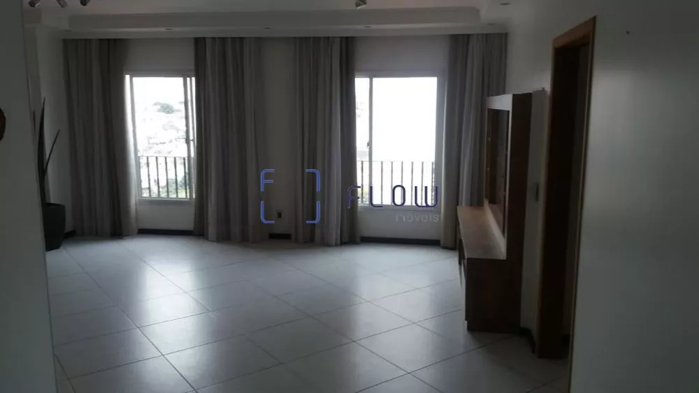 Apartamento à venda com 3 quartos, 120m² - Foto 1