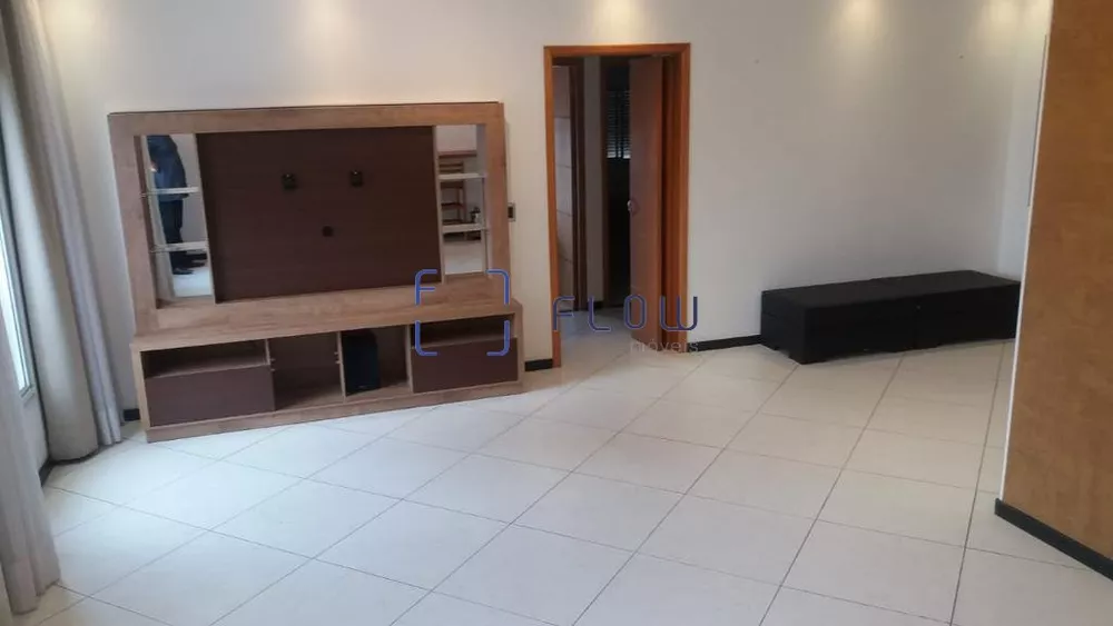 Apartamento à venda com 3 quartos, 120m² - Foto 2