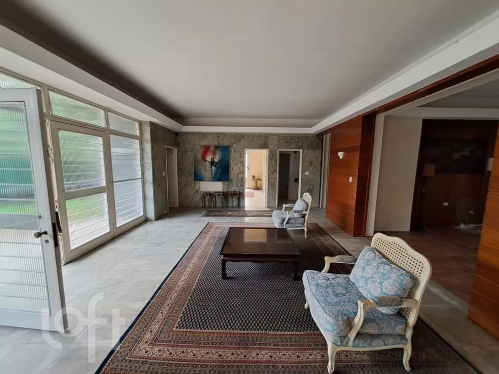 Casa à venda com 4 quartos, 750m² - Foto 4