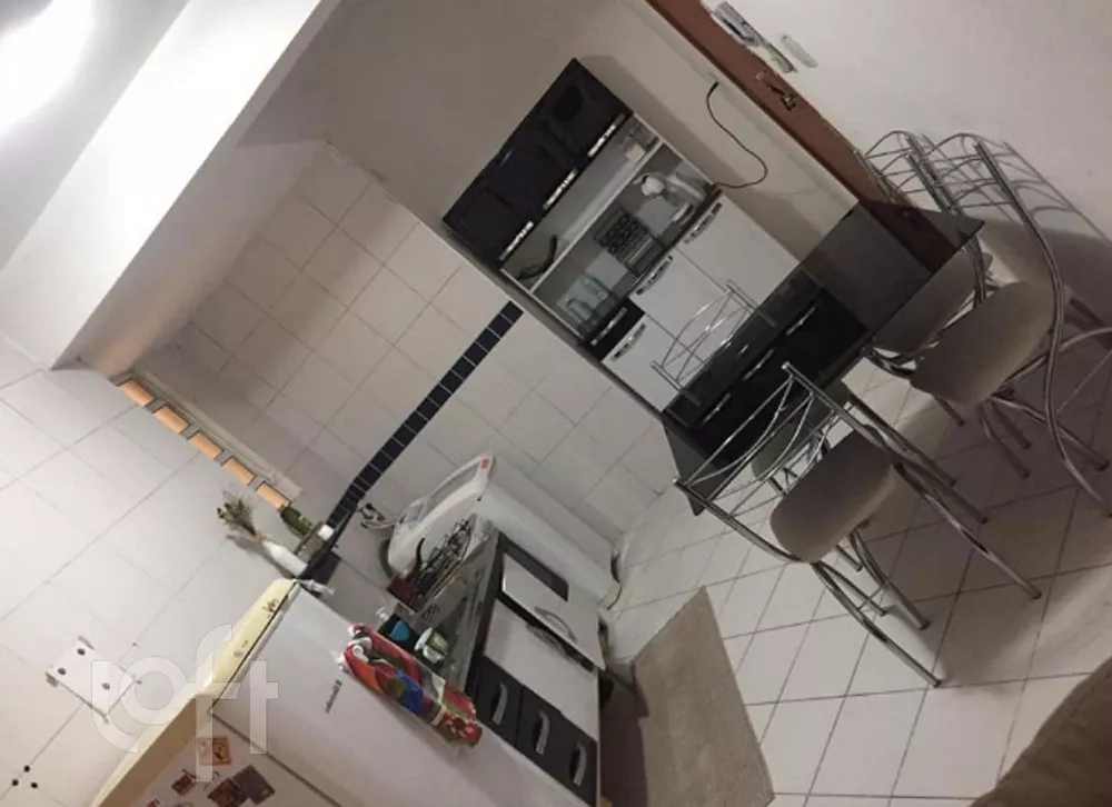 Apartamento à venda com 1 quarto, 48m² - Foto 4