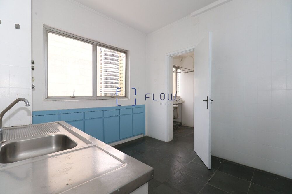 Apartamento para alugar com 2 quartos, 180m² - Foto 33