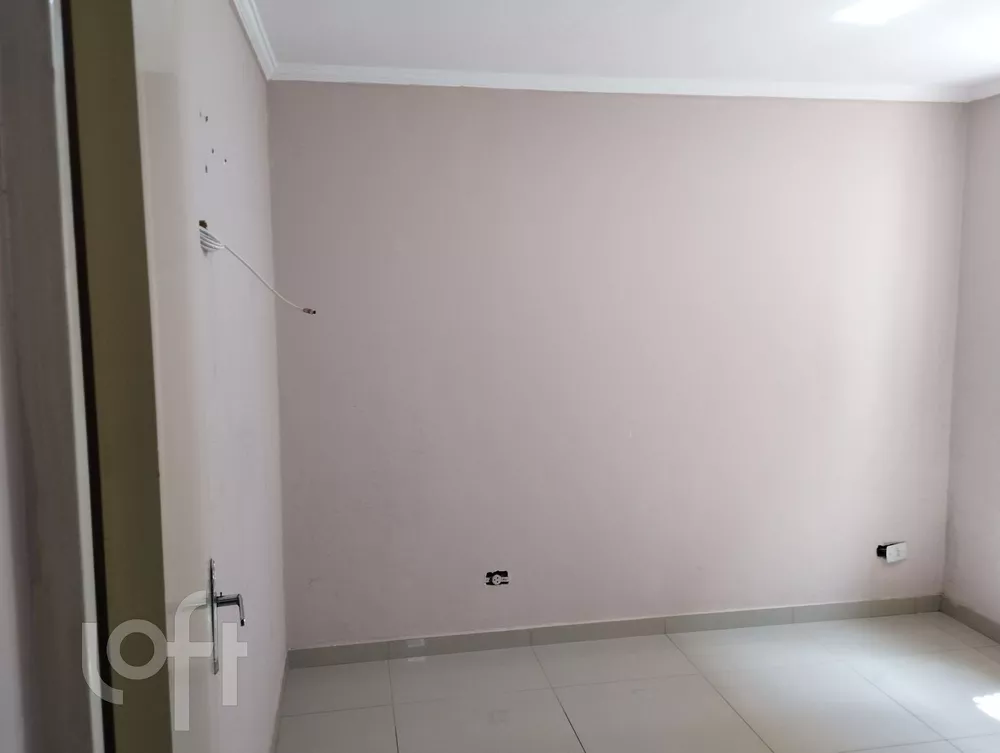 Apartamento à venda com 2 quartos, 42m² - Foto 2