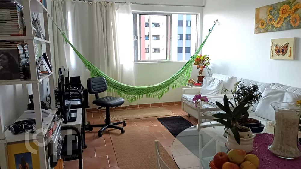 Apartamento à venda com 2 quartos, 88m² - Foto 2