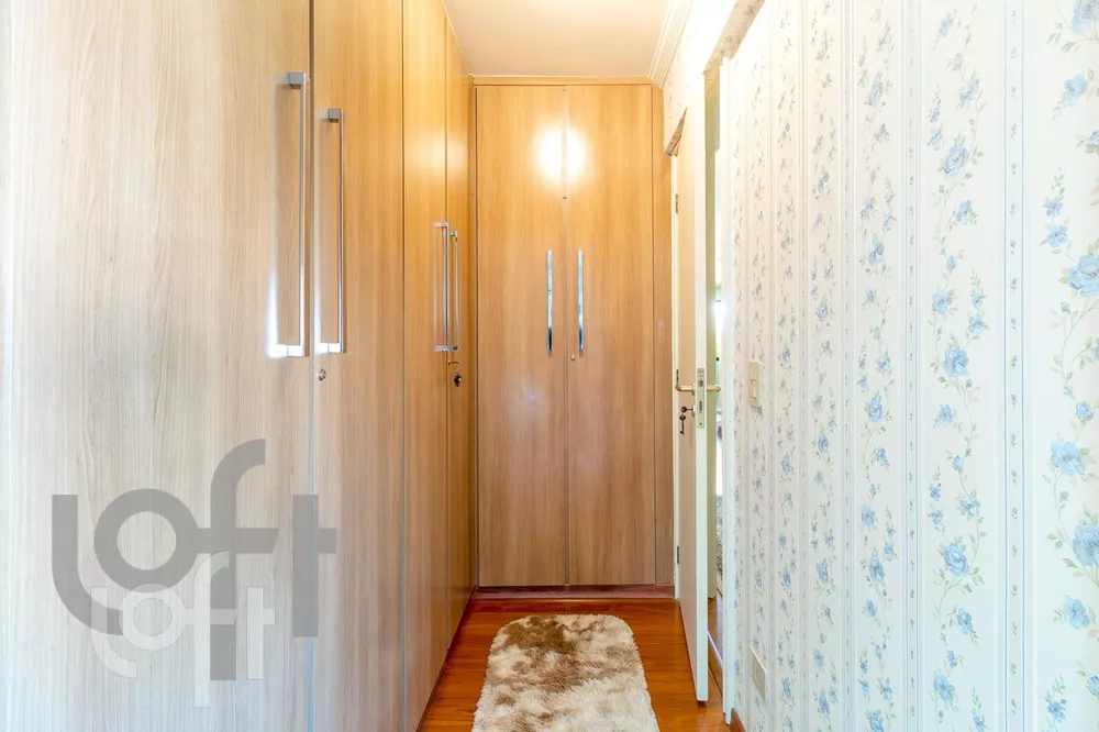 Apartamento à venda com 3 quartos, 181m² - Foto 2