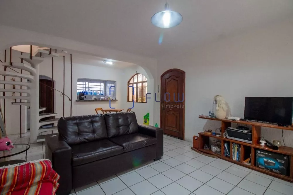 Casa à venda com 3 quartos, 95m² - Foto 1