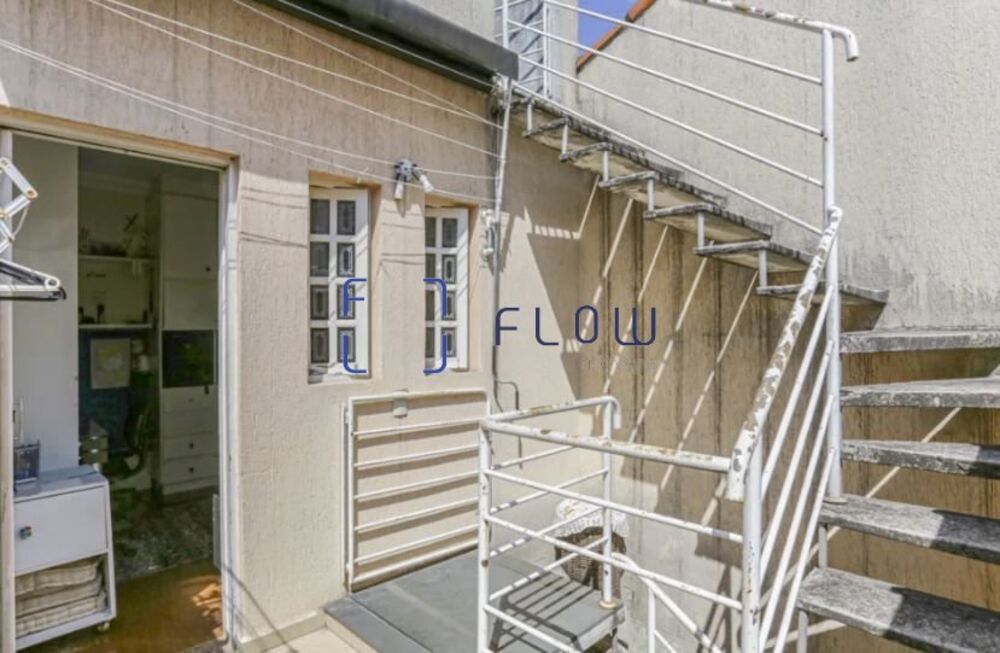 Casa à venda e aluguel com 3 quartos, 216m² - Foto 13