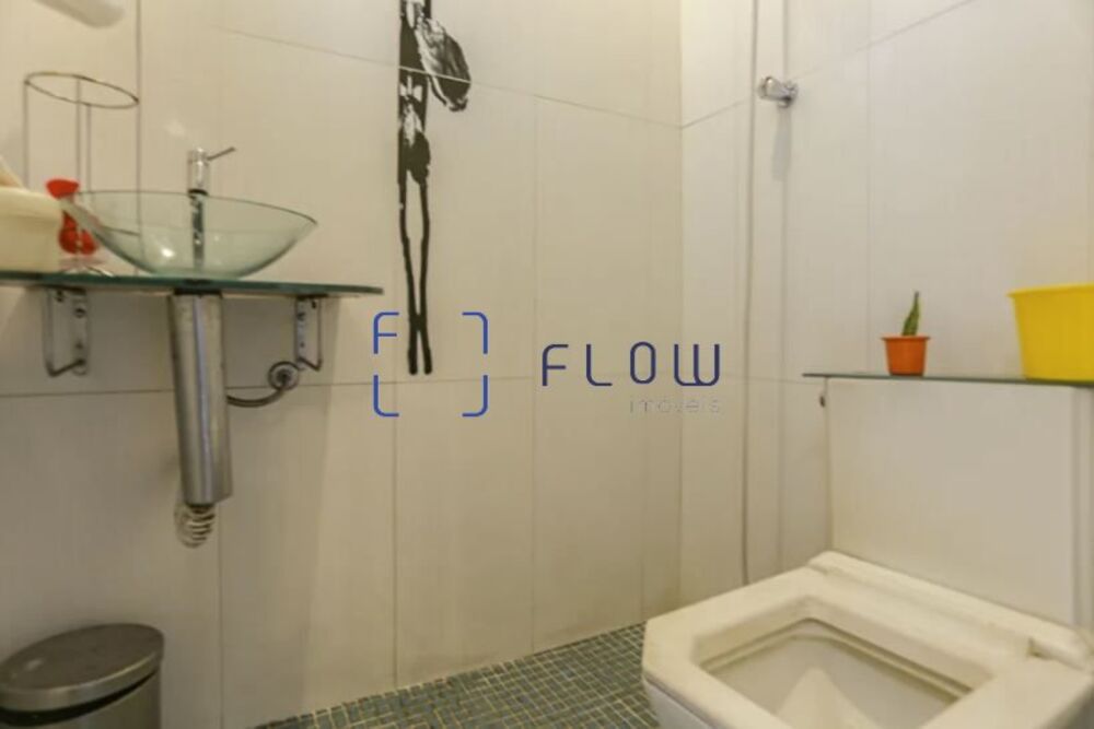 Casa à venda e aluguel com 3 quartos, 216m² - Foto 11