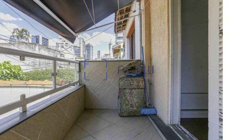Casa à venda e aluguel com 3 quartos, 216m² - Foto 3