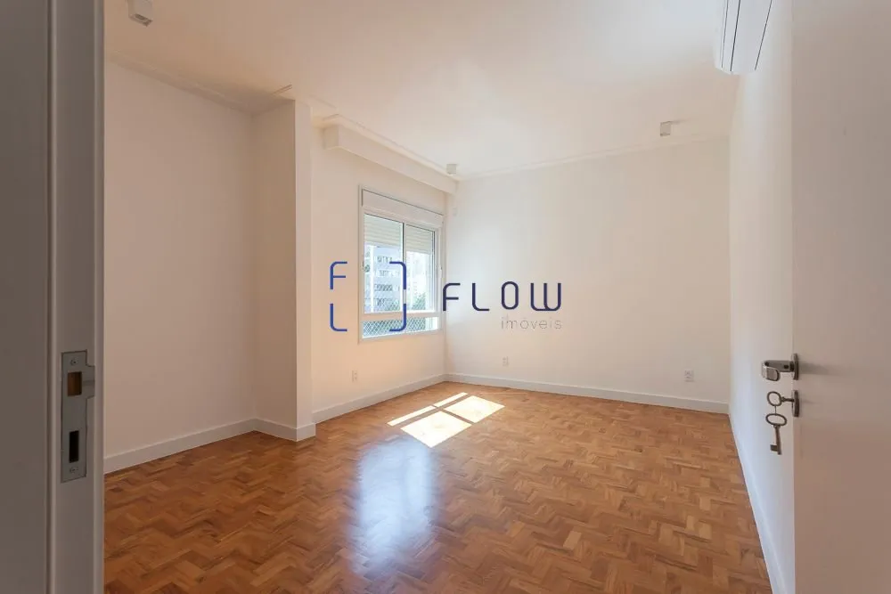 Apartamento, 3 quartos, 209 m² - Foto 1