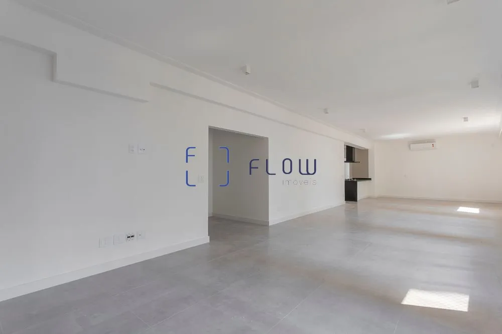 Apartamento, 3 quartos, 209 m² - Foto 2