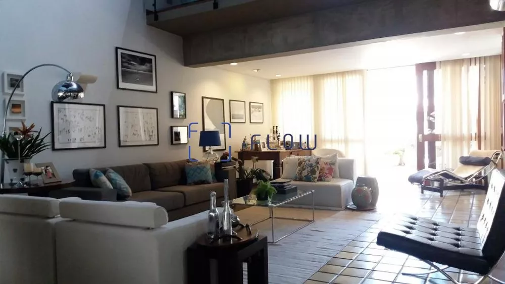 Casa à venda com 4 quartos, 292m² - Foto 4