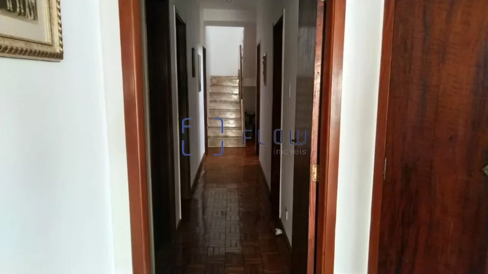 Casa à venda e aluguel com 4 quartos, 300m² - Foto 8