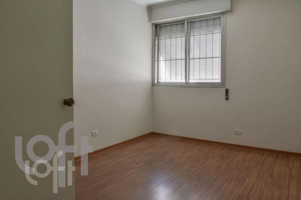 Apartamento à venda com 2 quartos, 76m² - Foto 4