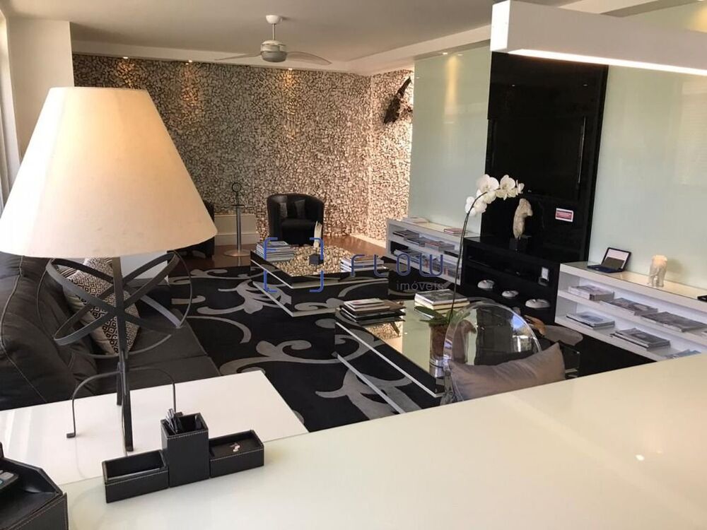 Casa, 6 quartos, 313 m² - Foto 2