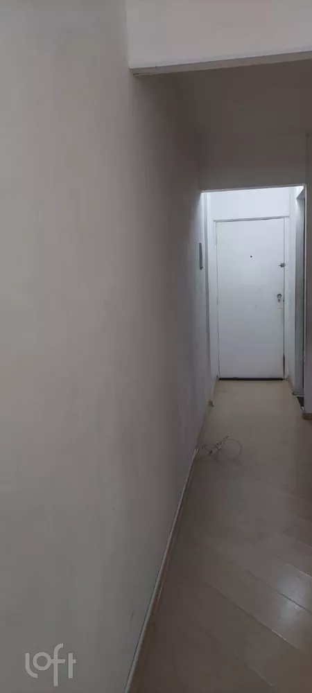 Apartamento à venda com 2 quartos, 40m² - Foto 2