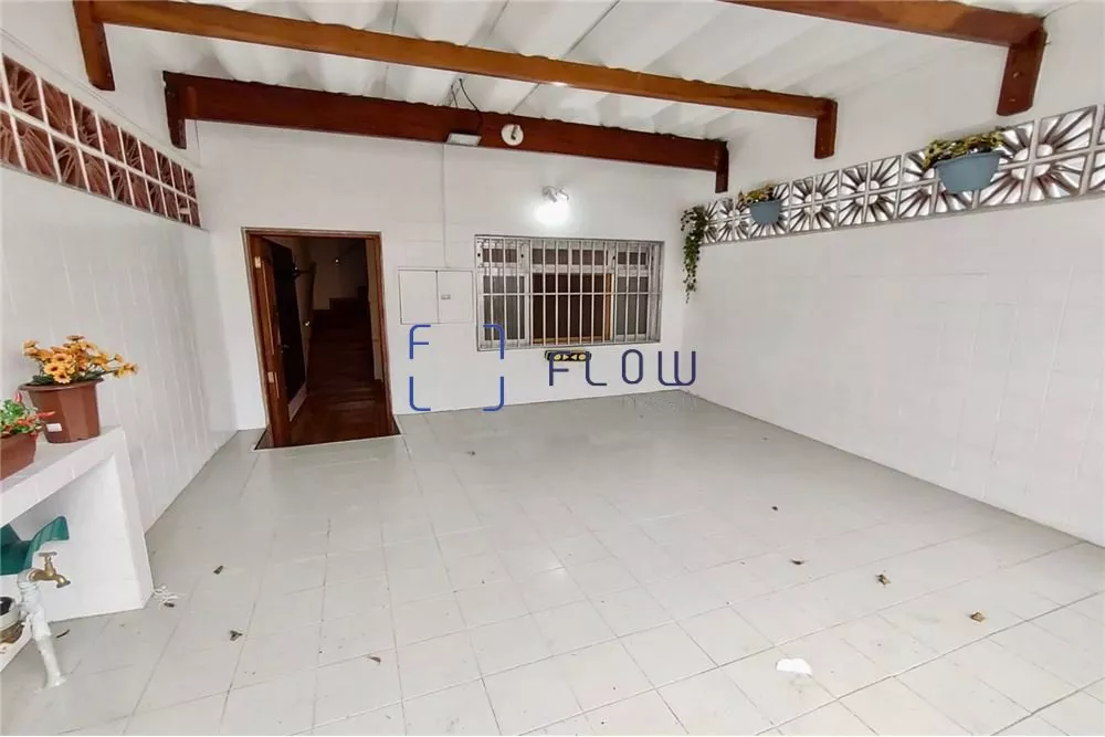 Casa à venda com 2 quartos, 90m² - Foto 1