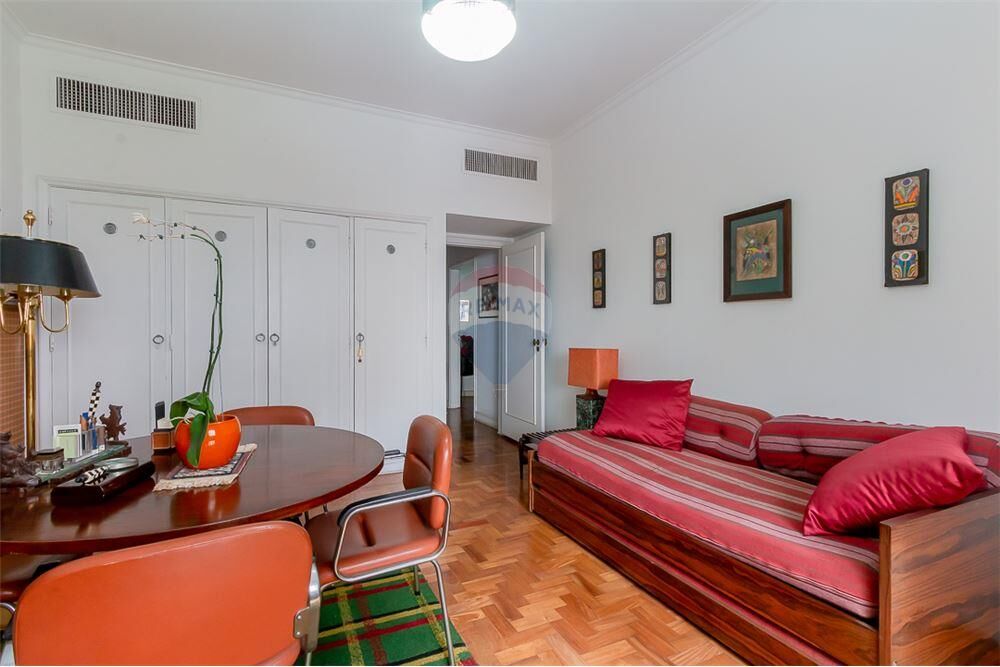 Apartamento para alugar com 4 quartos, 400m² - Foto 8