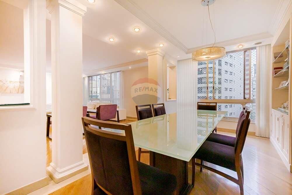 Apartamento, 3 quartos, 250 m² - Foto 1