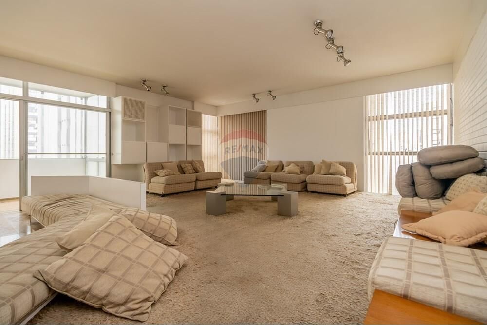 Apartamento, 3 quartos, 228 m² - Foto 8