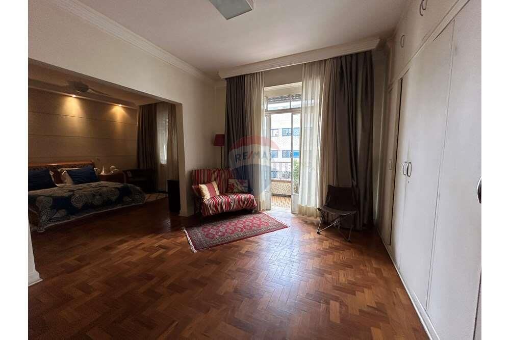 Apartamento para alugar com 3 quartos, 290m² - Foto 12