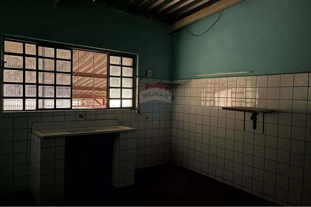 Depósito-Galpão, 650 m² - Foto 2
