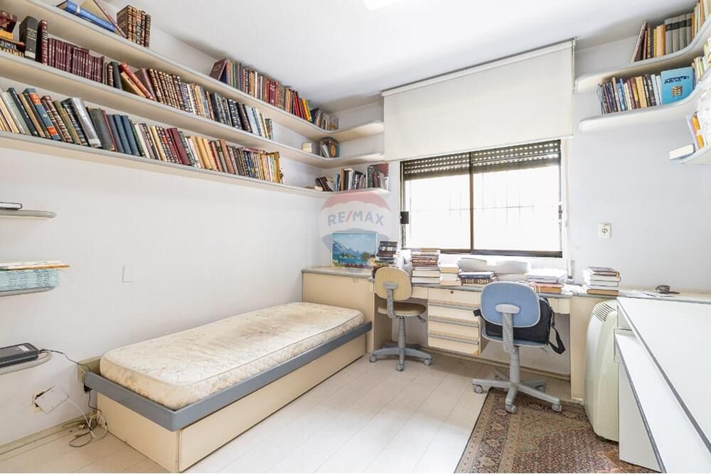 Apartamento à venda com 4 quartos, 276m² - Foto 16