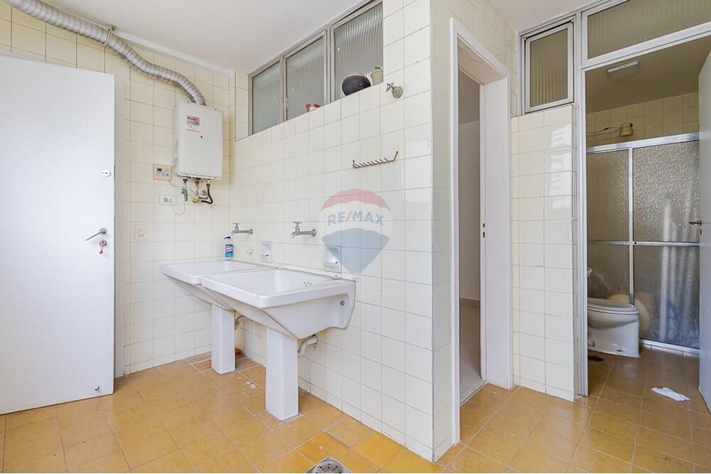 Apartamento à venda com 4 quartos, 233m² - Foto 5