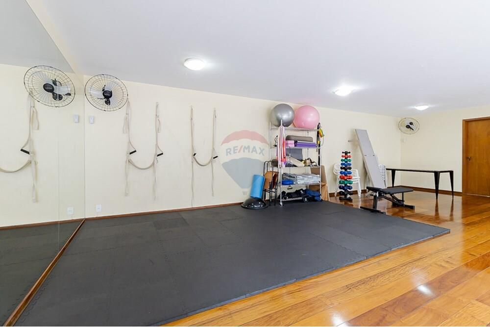 Apartamento à venda com 4 quartos, 233m² - Foto 36