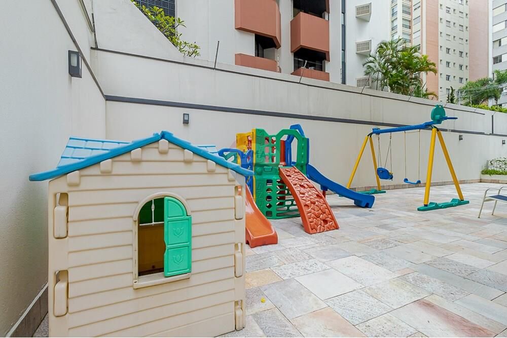 Apartamento à venda com 4 quartos, 233m² - Foto 31