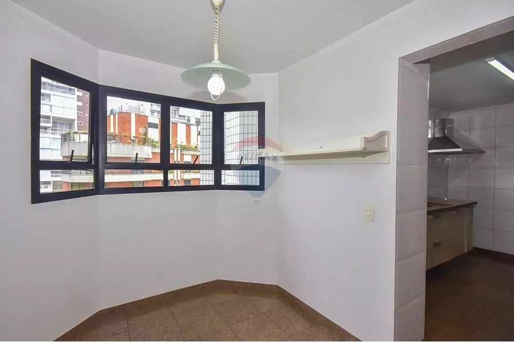 Apartamento, 4 quartos, 229 m² - Foto 2