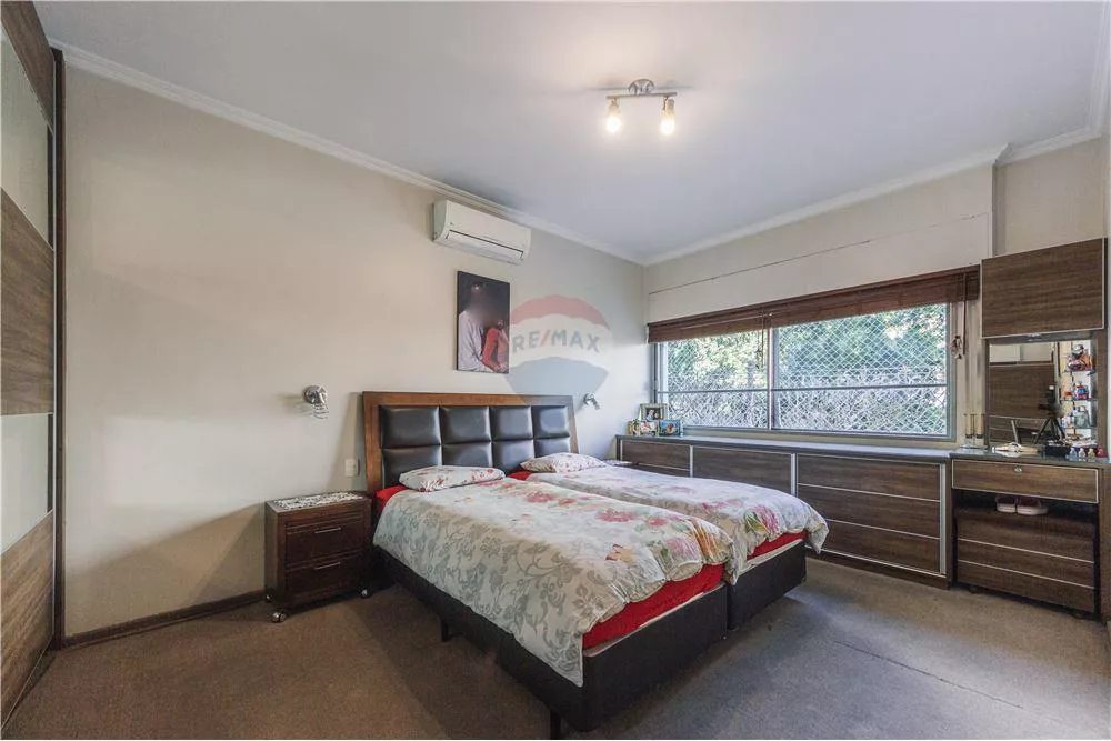 Apartamento, 3 quartos, 151 m² - Foto 2